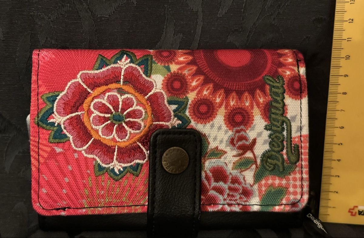 Desigual Portamonete: DESIGUAL Portemonnaie – Nuovo e nell'imballaggio originale da Bern venduto da Maria003 5