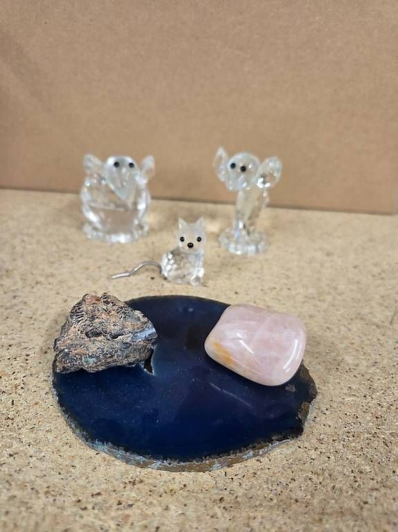 Swarovski Statuette: Swarovski Katze mit 2 Kristall-Elefanten – Usato da Wettingen venduto da yyyy81