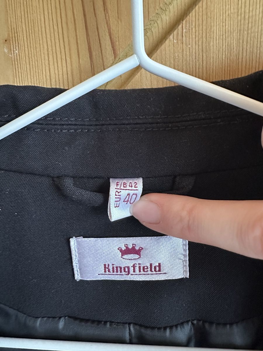 Jacken: Schwarzer Blazer, Grösse 40, zeitloser Klassiker! – Neu (gemäss Beschreibung) aus Hergiswil NW von kaufe_at_kaufmann 6