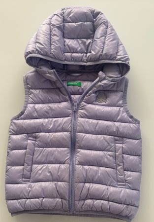 Benetton Lila Weste mit Kapuze 104