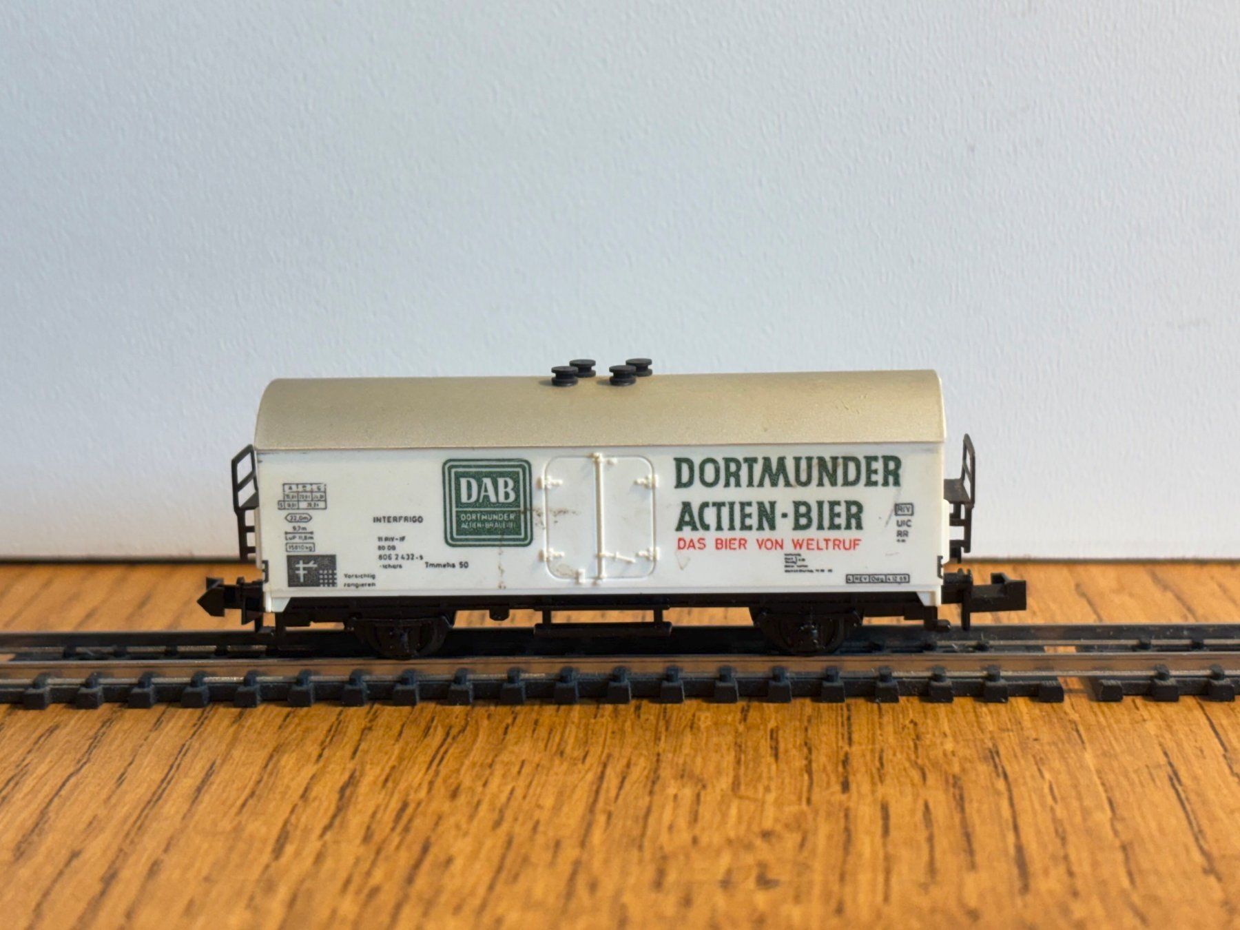Modellini di ferrovie: e1645: Bierwagen (Spur N) – Usato da Birsfelden venduto da Birs_25 1