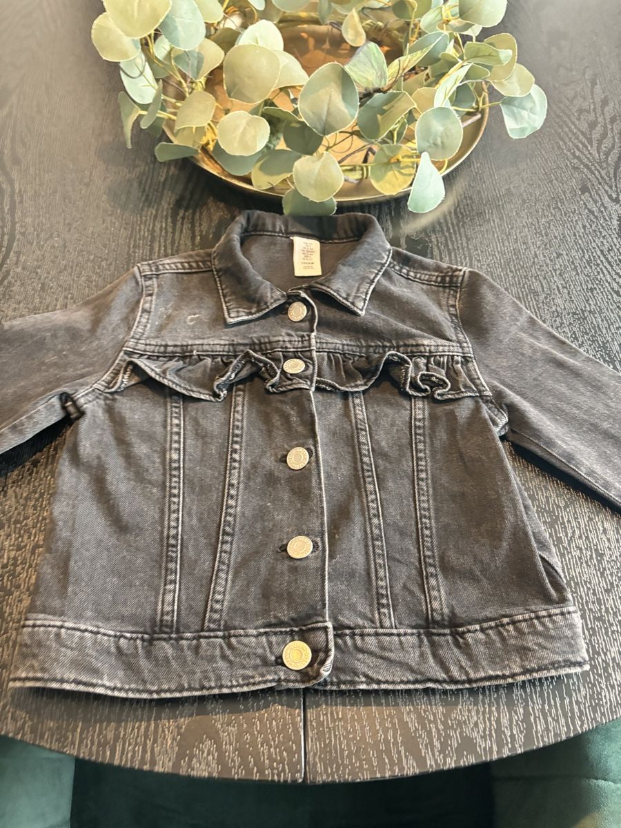 H&M Jacken & Mäntel: Jacke Mädchen Gr.116 – Gebraucht aus Steffisburg von TelmaG