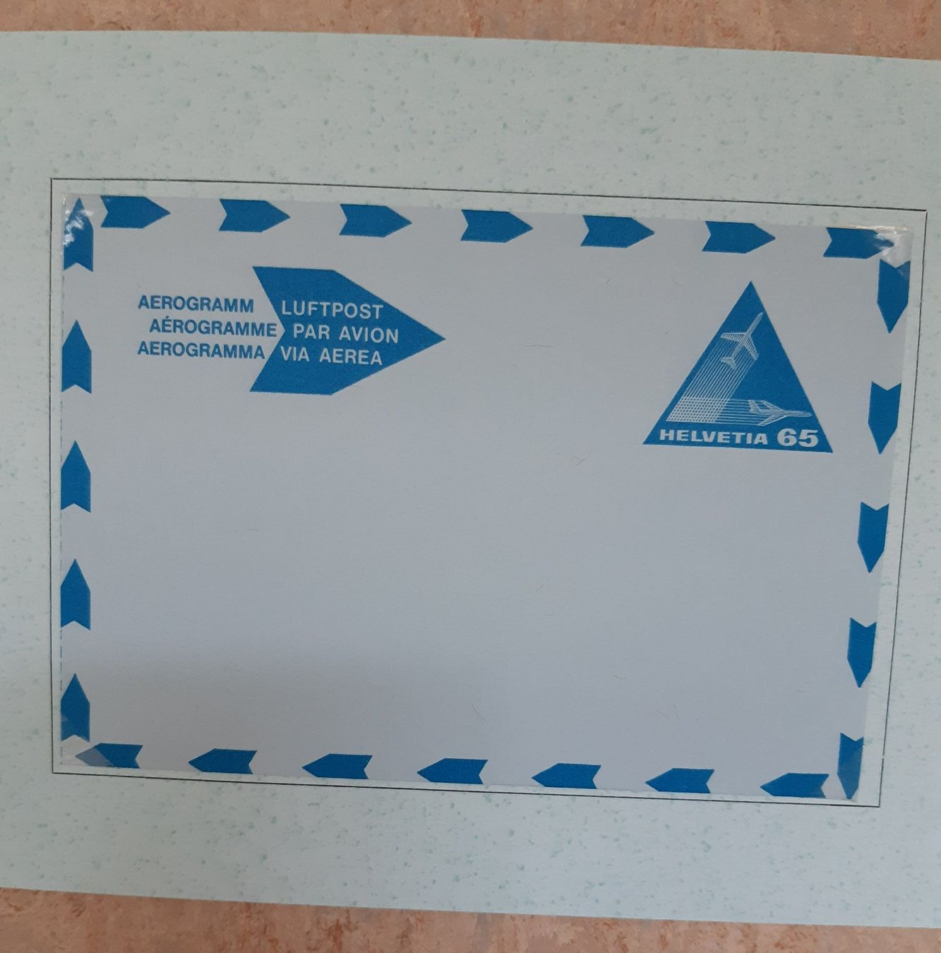 Tutti i francobolli: Aérogrammes – Nuovo e nell'imballaggio originale da Biel/Bienne venduto da Ligurie 2