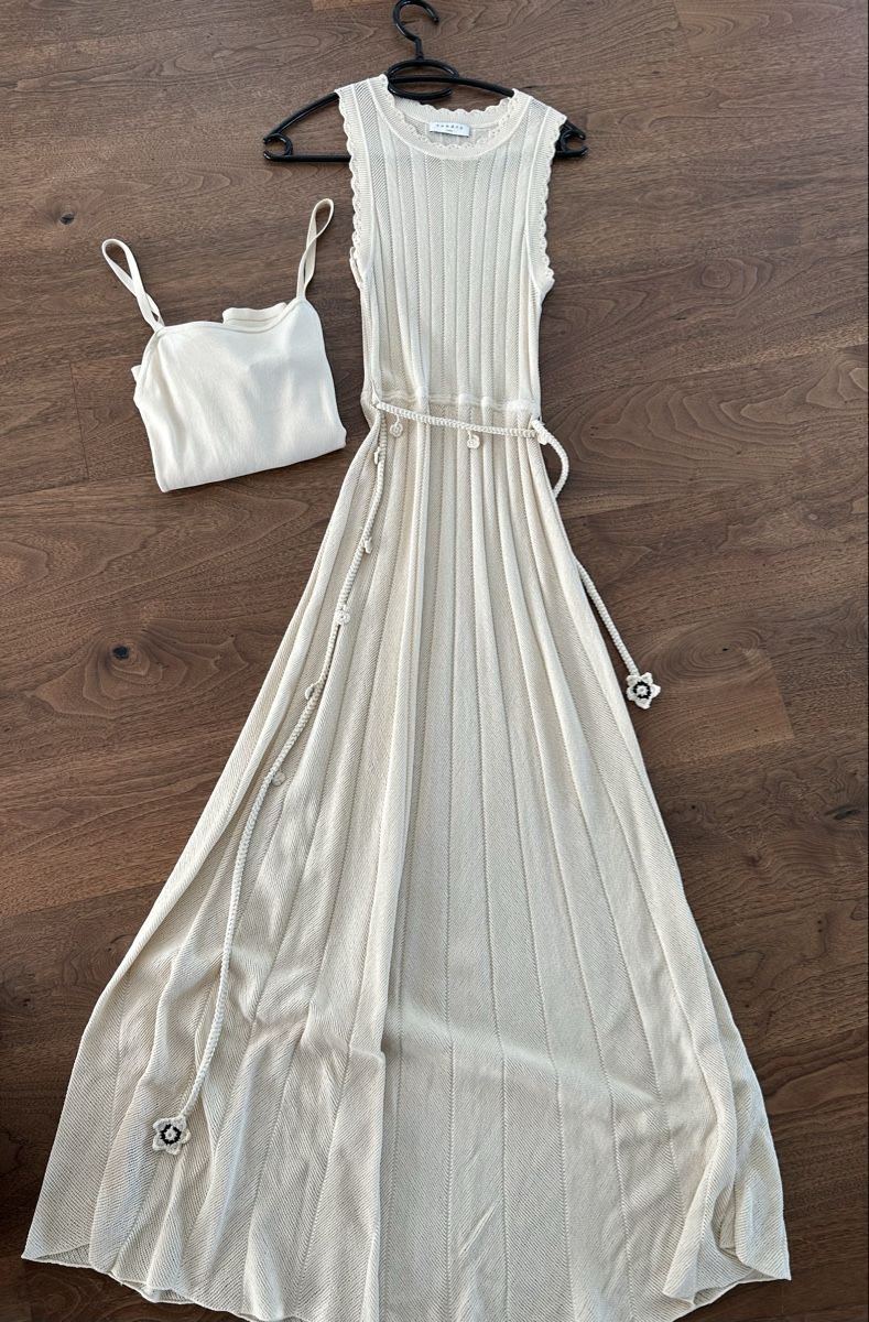 Sandro Kleider: Kleid von Sandro, Grösse 34 – Gebraucht aus Muntelier von cyrillus01 2