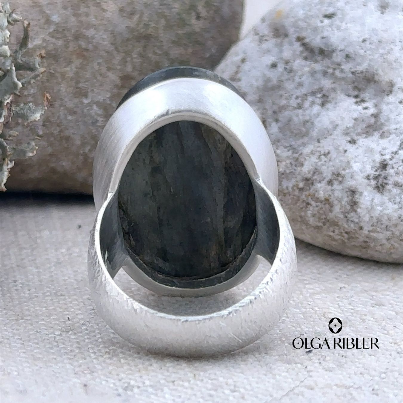 Olga Ribler Anelli: Labradorit Silber Ring 925 Grösse 58 – Nuovo (secondo la descrizione) da Luzern venduto da Schmuckoutlet 1