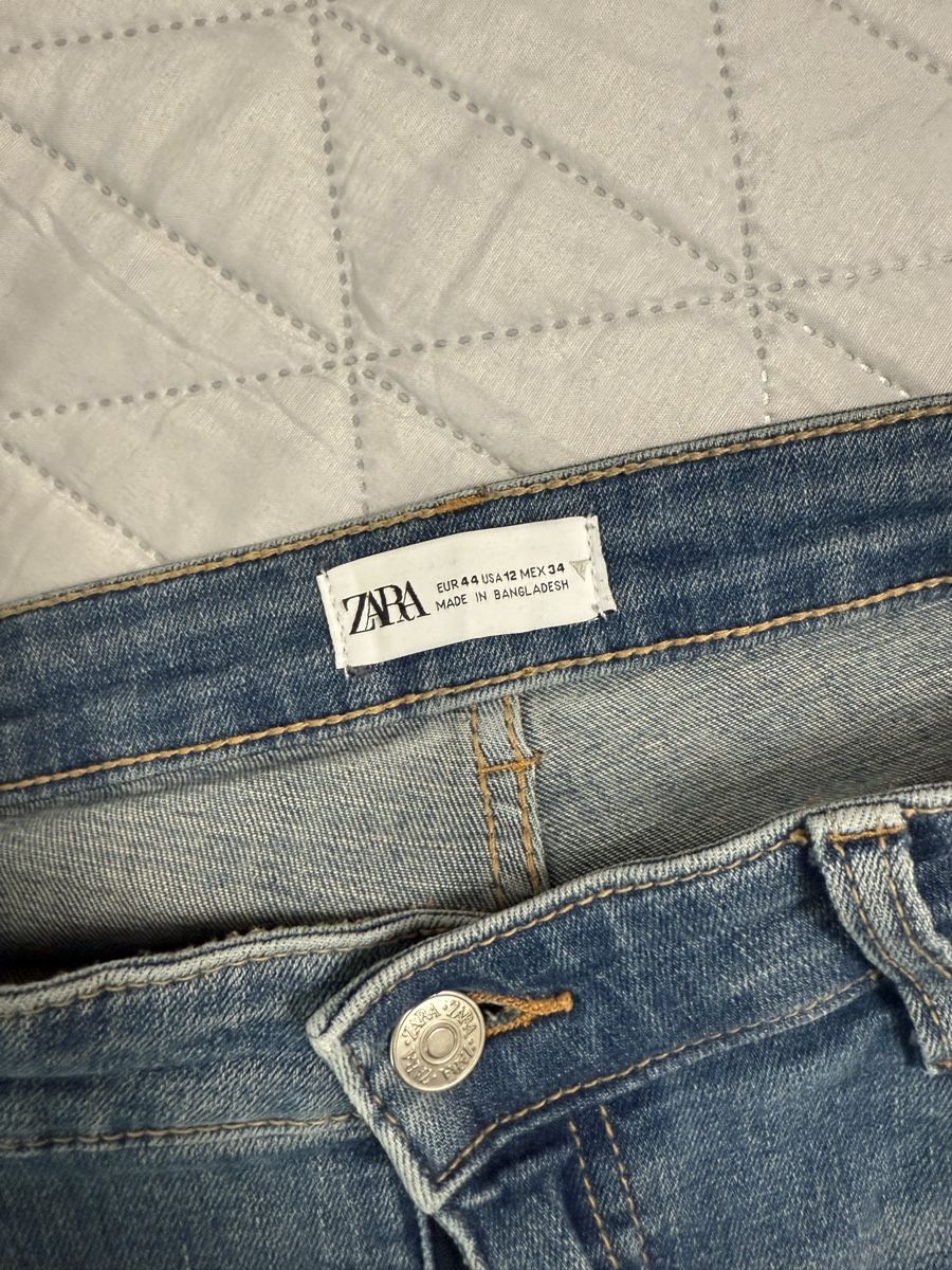 Jeans: Verschiedene Jeans – Usato da Brüttisellen venduto da Bluepurple1 1