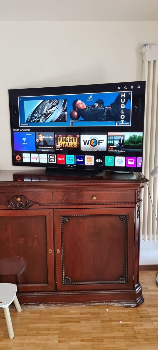 LG Televisori: LG B9 OLED TV 55" – Usato da Aarau venduto da oksana90 3
