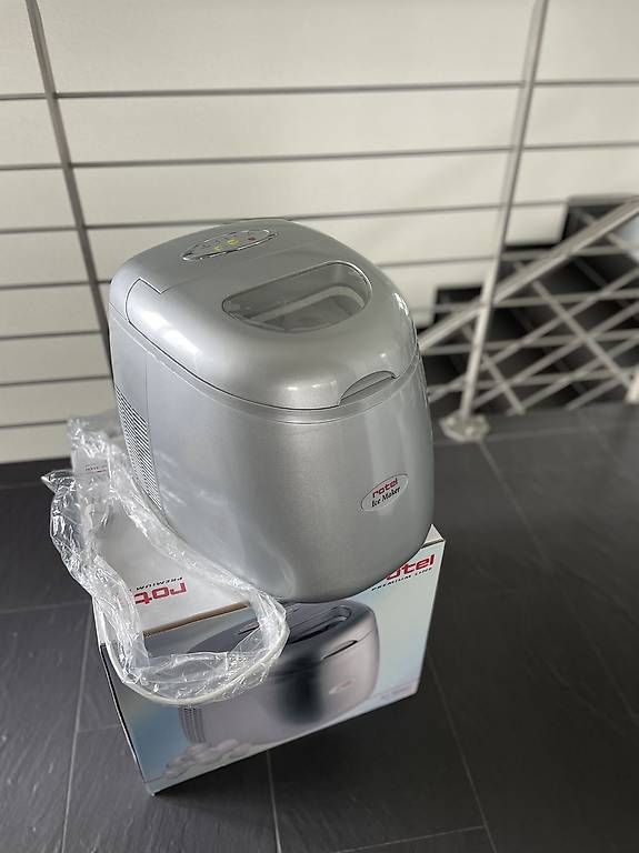 Rotel Elettrodomestici da cucina: Eiswürfelmaschine – Usato da Altendorf venduto da Nordseekind 1