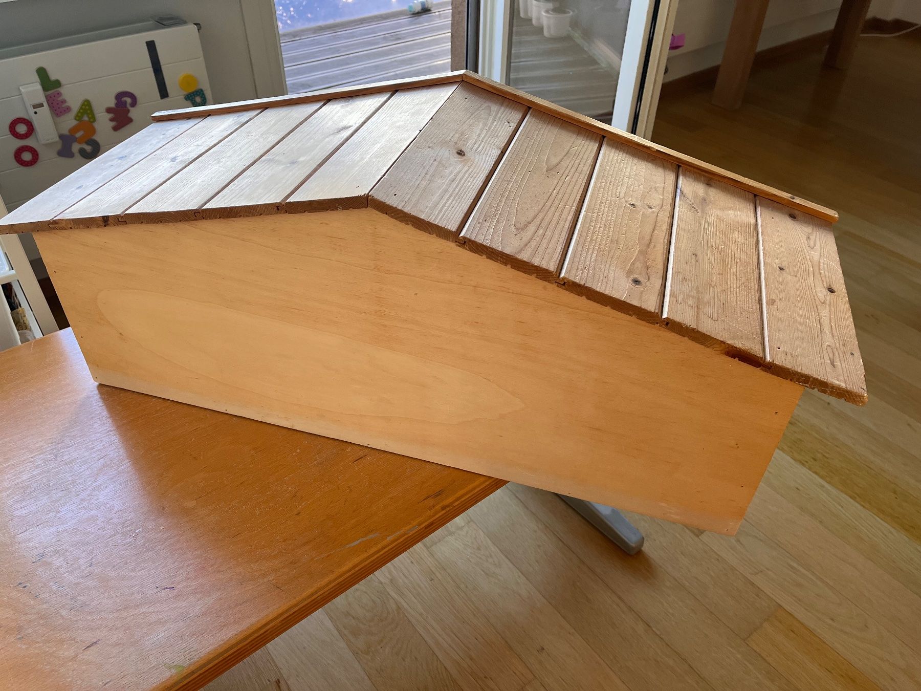 Giocattoli: Bauernhof Stall aus Holz – Usato da Basel venduto da Zeta45 2