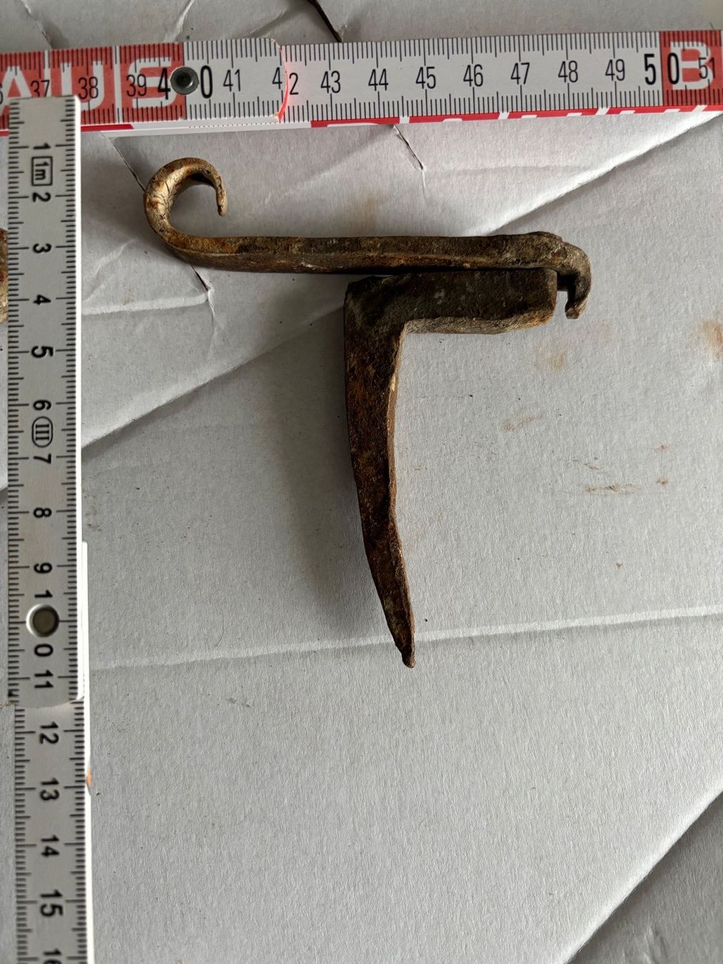Ferramenta: Fensterladenrückhalteriegel, antik – Usato da Niederurnen venduto da Guste 1