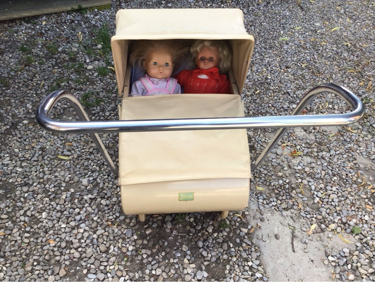 Voitures de poupées: Antiker Puppenwagen – D'occasion à Bazenheid par jud_wk8k 1