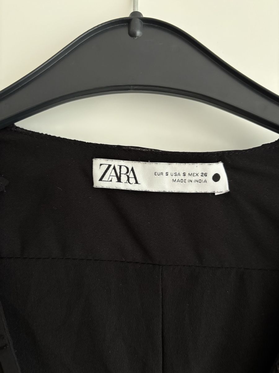 Zara Vestiti: Schwarzes Kleid Gr. S – Usato da Winterthur venduto da leimaj 1