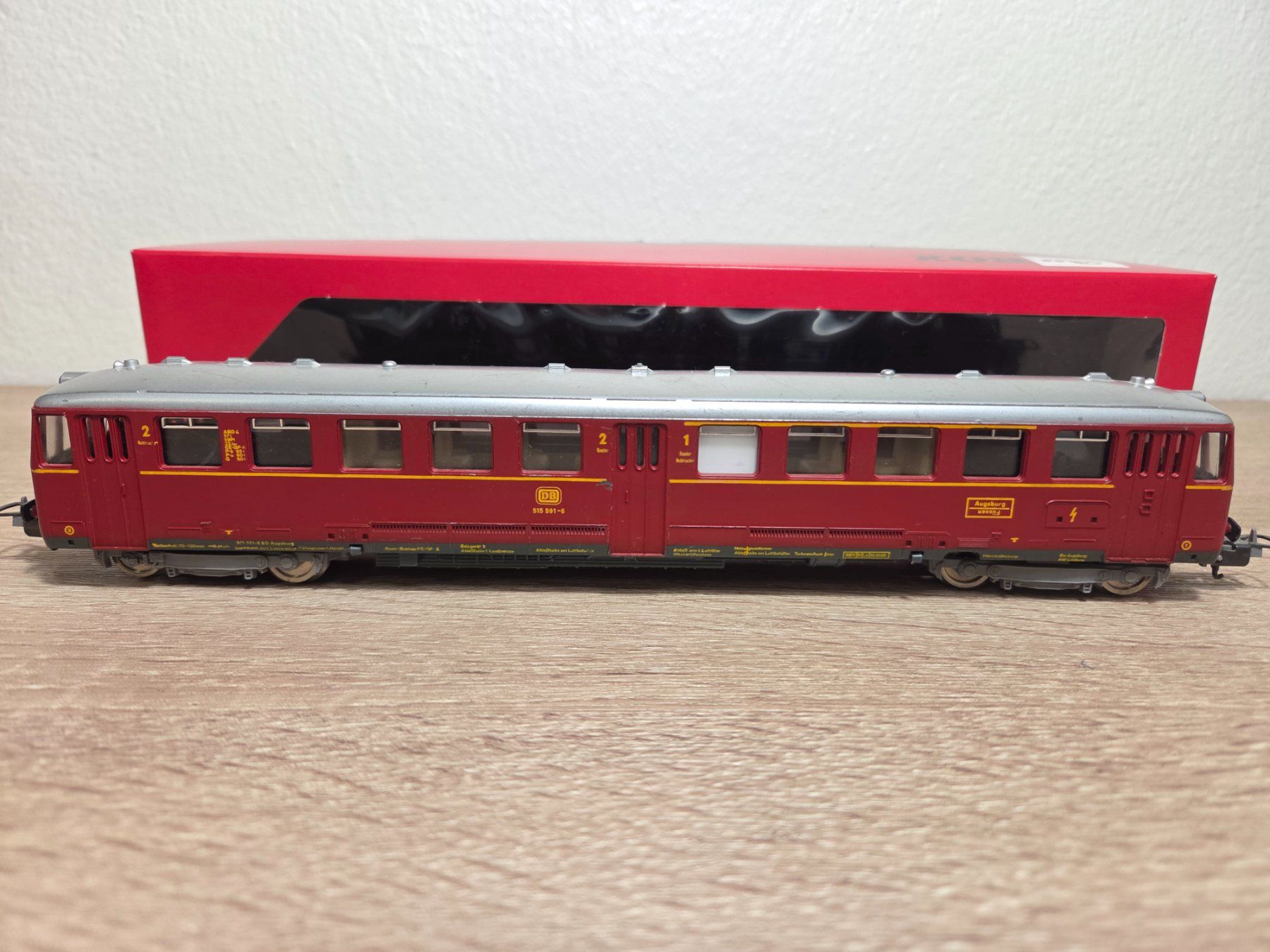 Lima Modellini di ferrovie: Lima Triebwagen BR 515 DB H0 – Usato da St-Aubin-Sauges venduto da Lo_Go 1
