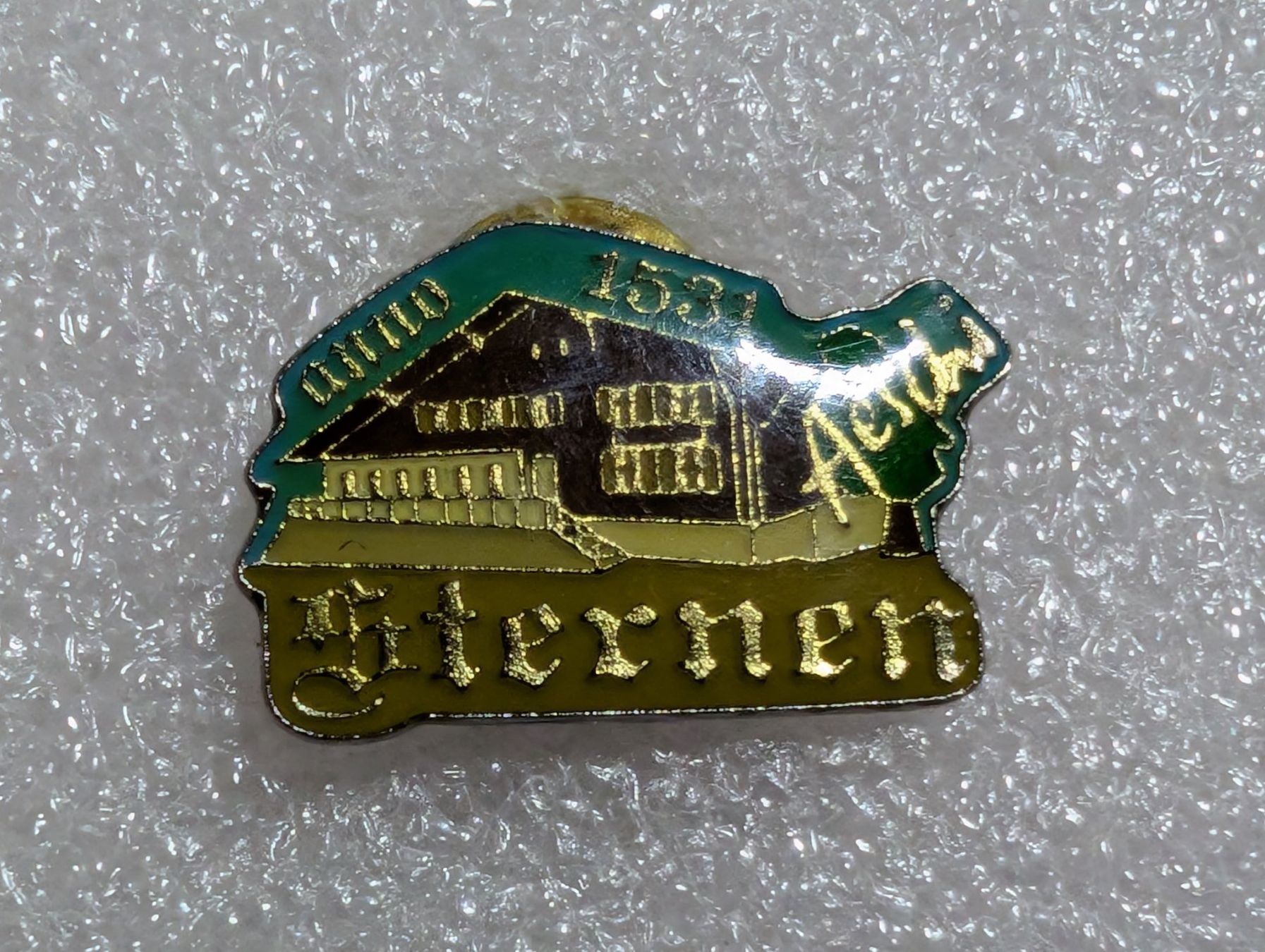Placchette & Badge: Ansteckpin 258: Sternen – Usato da Oppligen venduto da Pin-Fall-Shop