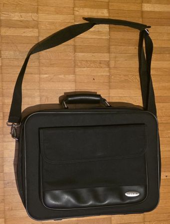 Belkin Laptoptasche Schwarz 
