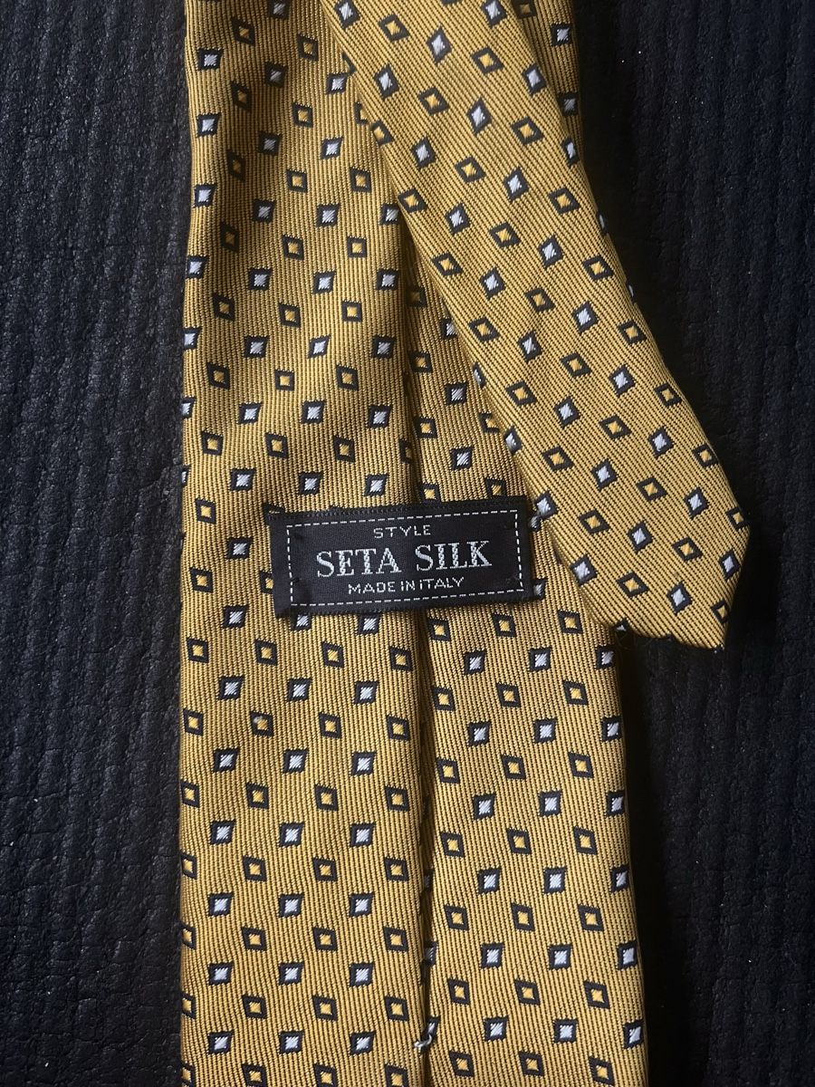 Cravatte: Golden Silk Tie Seta Silk – Usato da Zürich venduto da daria_m 1