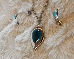 Parure OROVIVO collier et boucles
