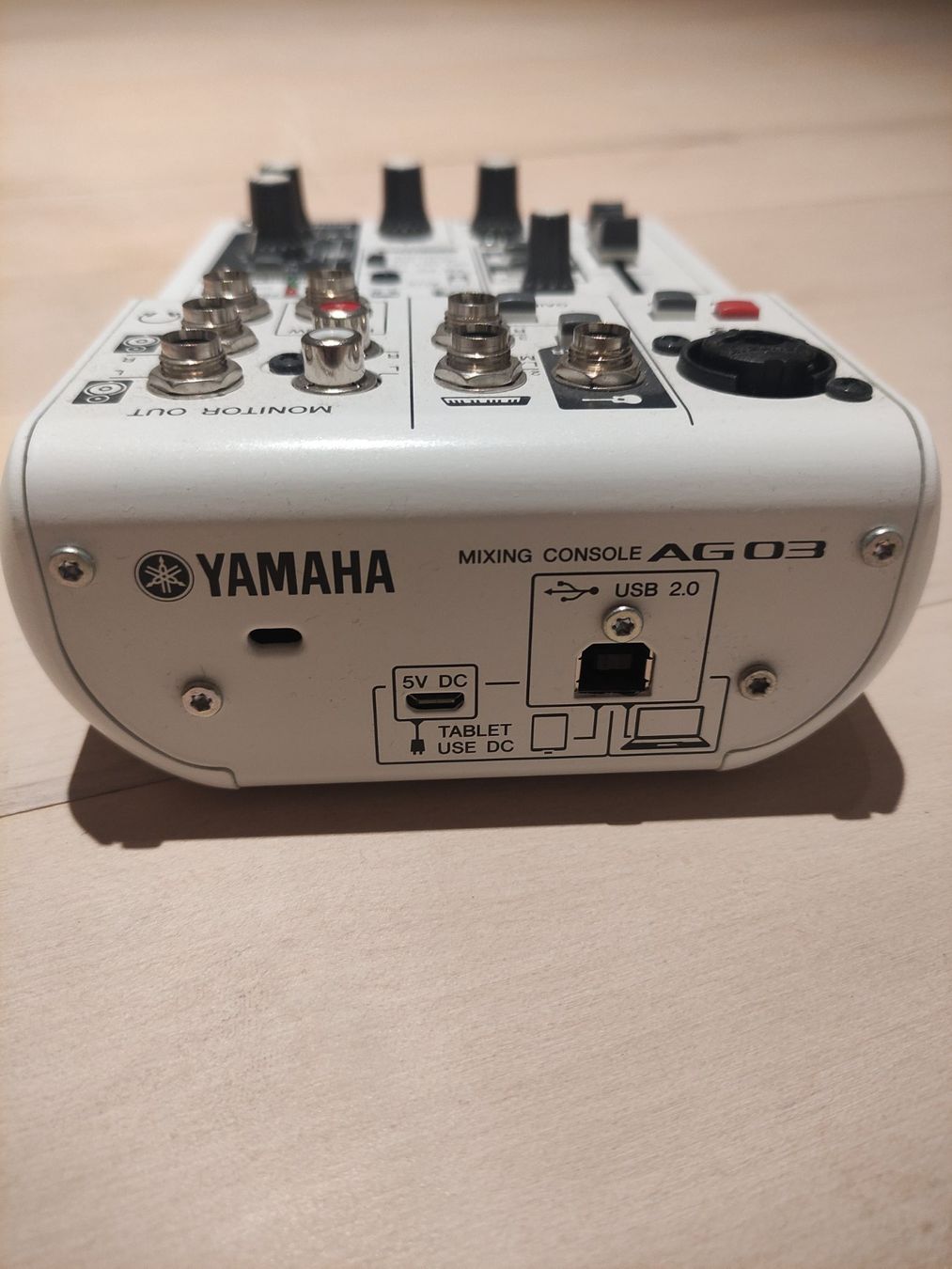 Yamaha Console di mixaggio: Yamaha AG03 Mixer – Usato da Cham venduto da cgroove