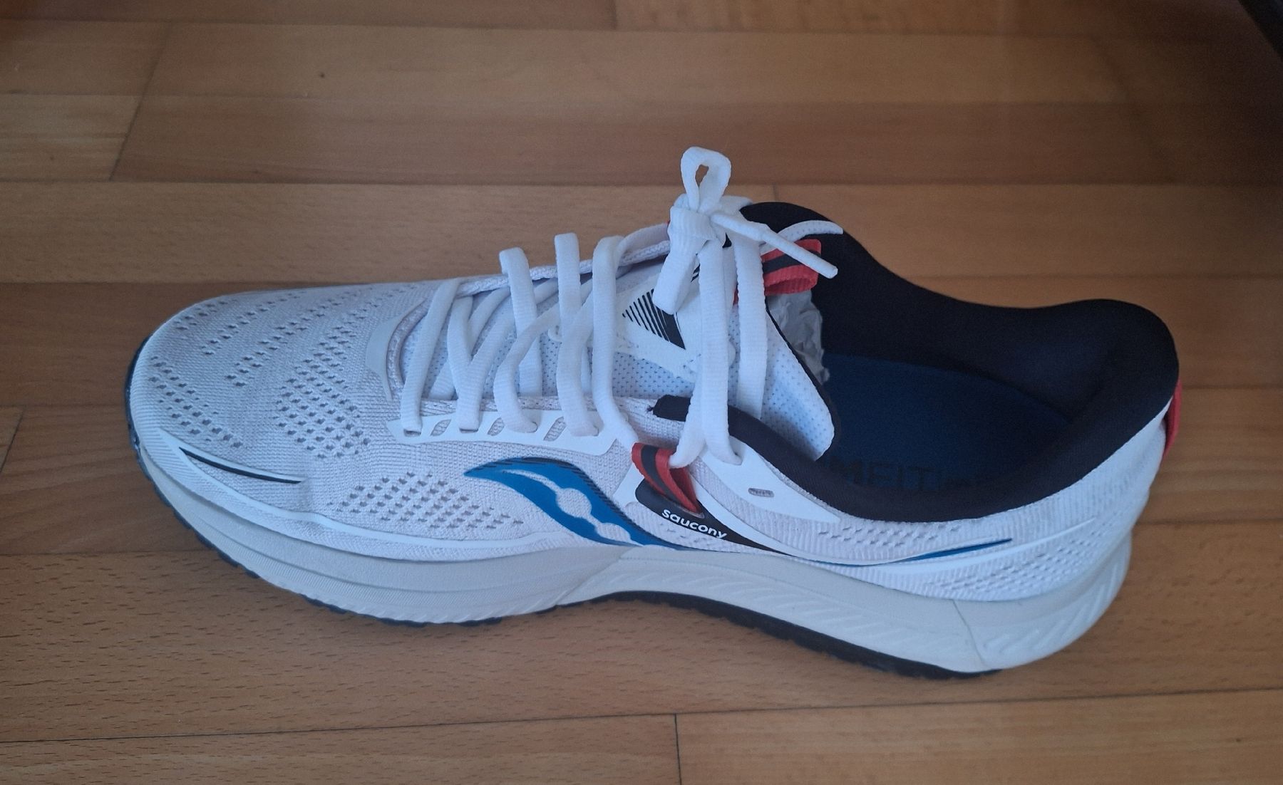 Saucony Herrenschuhe: saucony Snaker – Neu und originalverpackt aus Nidau von Alpha2202