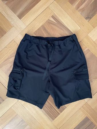 Short Carhartt WIP noir - Taille XL - État impeccable!