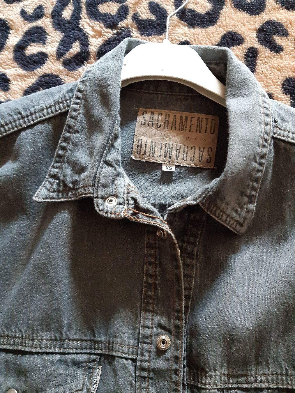 Giacche: Jeansjacke – Usato da Birsfelden venduto da Alepunch 1