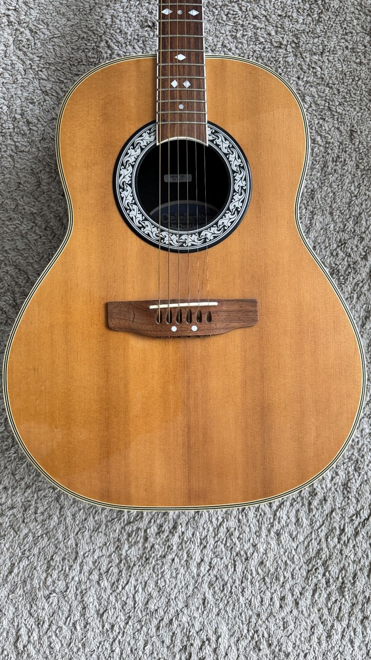 Ovation Strumenti musicali: Gitarre OVATION CELEBRITY – Usato da Binningen venduto da mi-9 8