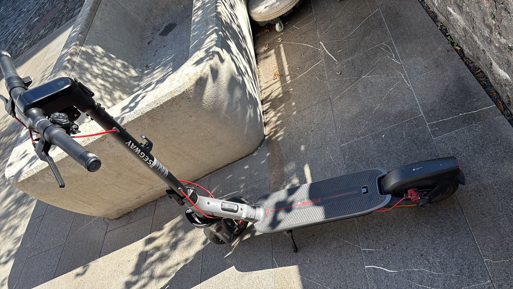 Segway Kickboard: Segway Ninebot F3 pro – Nuovo (secondo la descrizione) da Herisau venduto da ibatfox
