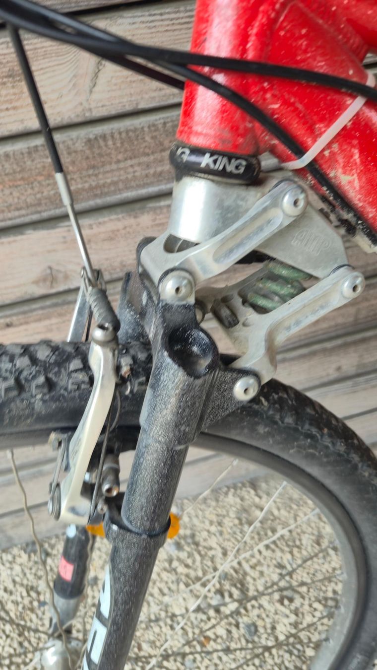 Biciclette: Rolling Stones MTB Fully 26 zoll gebraucht – Usato da Küttigen venduto da dom_dom123_2008 2