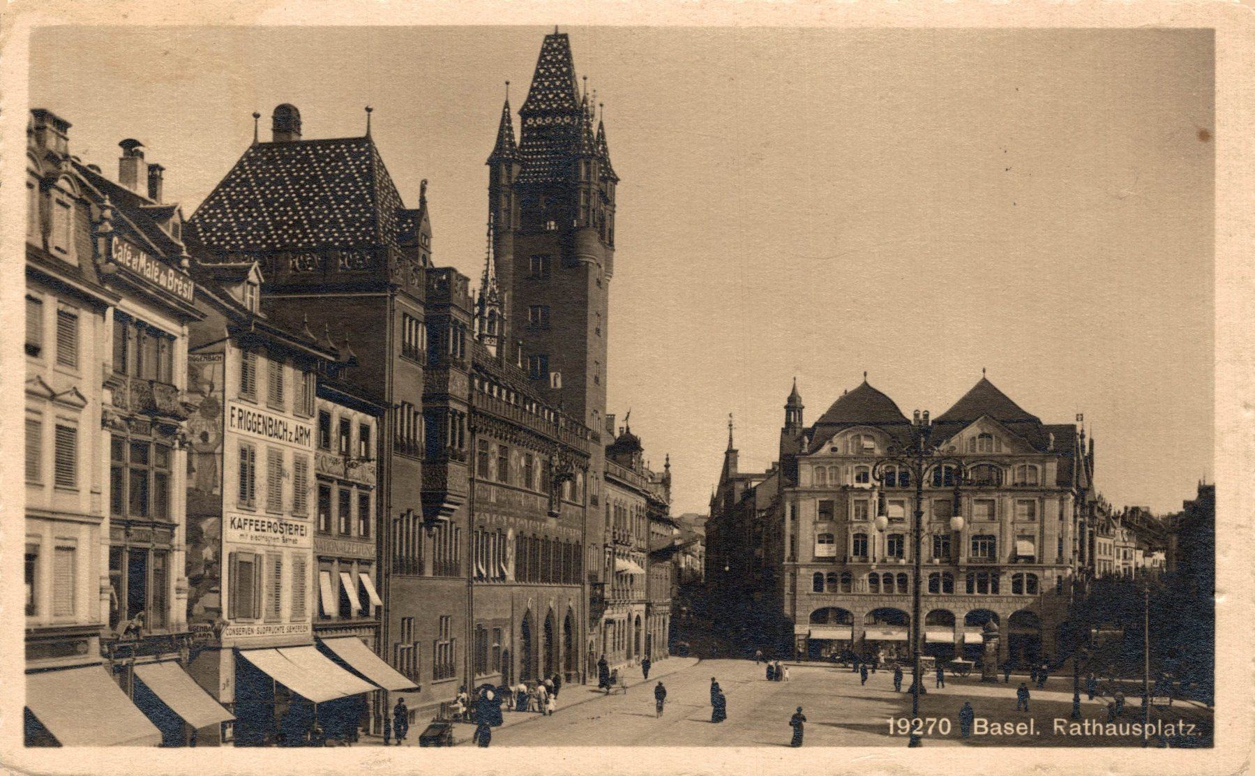 Cartoline postali: Basel. Rathausplatz – Usato da Bronschhofen venduto da Astore