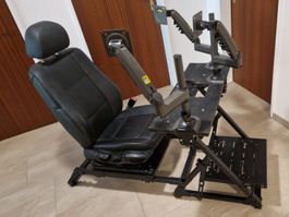 Simracing Cockpit GT Omega + BMW Ledersitz + 3 Monitorarme