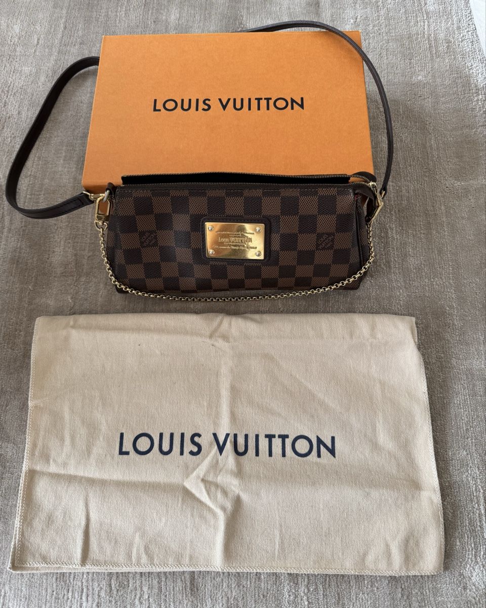 Louis Vuitton Borse: Louis Vuitton Pochette Eva – Usato da Bachenbülach venduto da Elcomaster