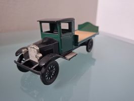 Conrad Volvo 1928 1:50