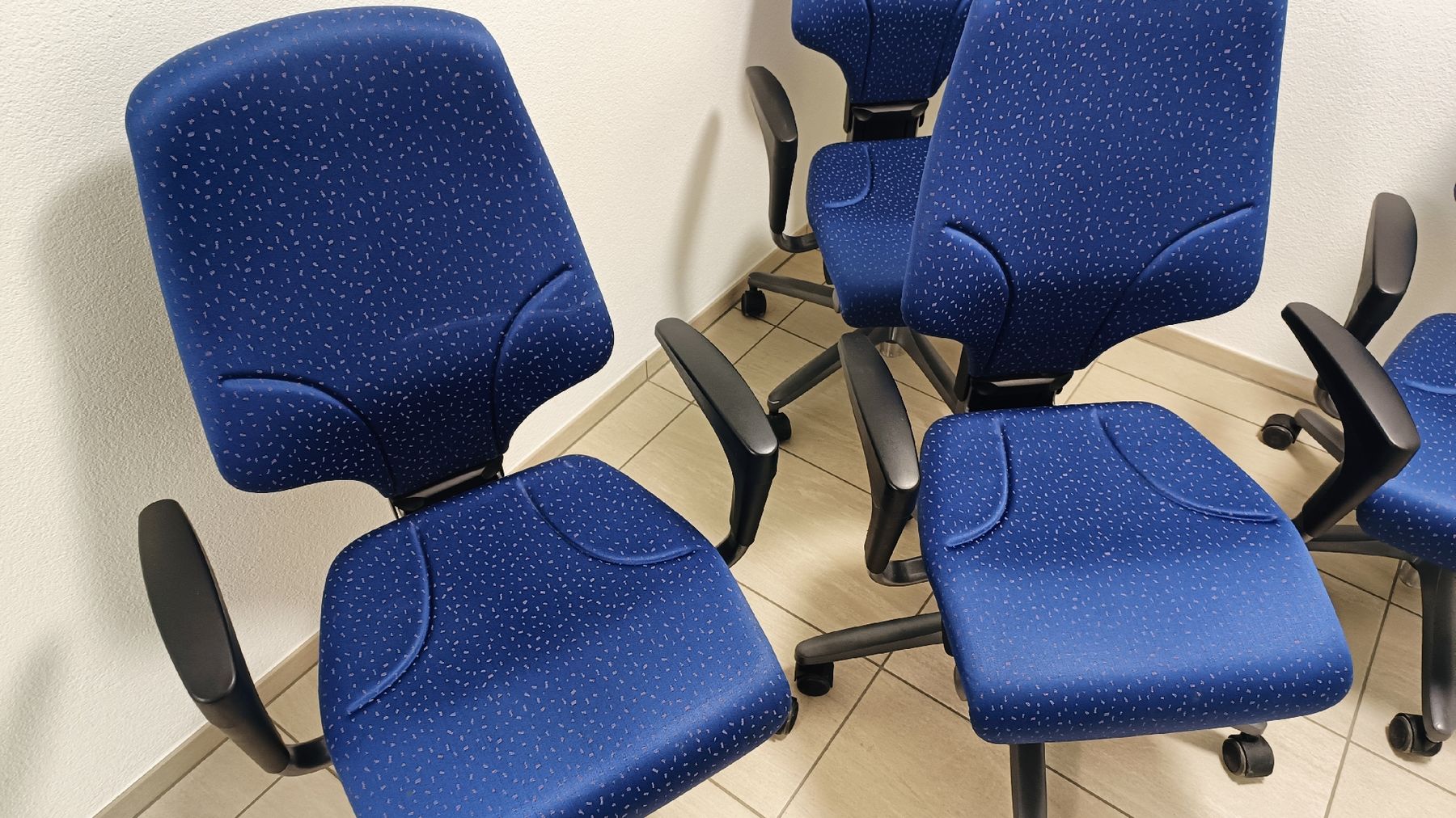 Giroflex Sedie: Bürostühle Giroflex 64 – Usato da Schmitten FR venduto da oftringen 2