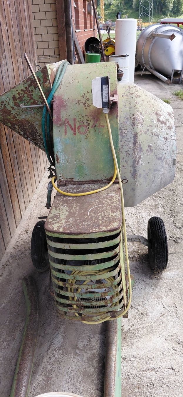 Tutte le macchine: Betonmischer – Usato da Brunnen venduto da sil_5w7m 1