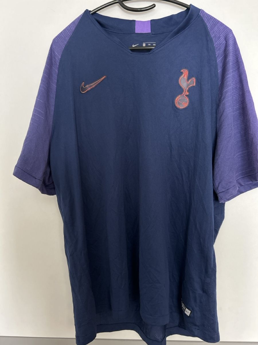 Maillots de corps & Pantalons: Fussball Trikot – Neuf (Voir description) à Ittigen par Jersey-plug
