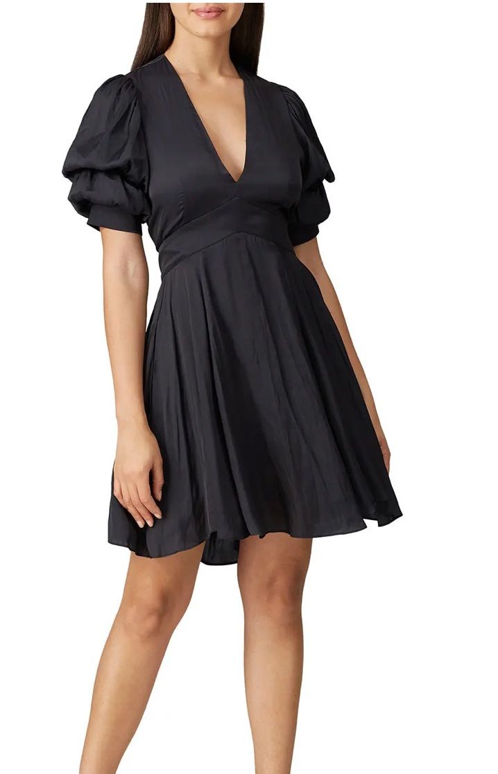 Zadig & Voltaire Kleider: Robe noire manches bouffantes neuf – Neu (gemäss Beschreibung) aus Chavannes-pres-Renens von mar_2x72 2