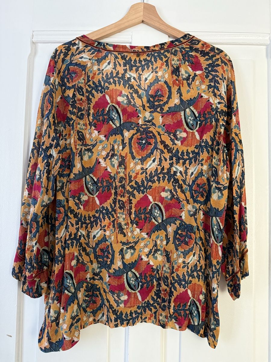 Nile Blusen: Nile Bluse L – Gebraucht aus Safenwil von Empez 2