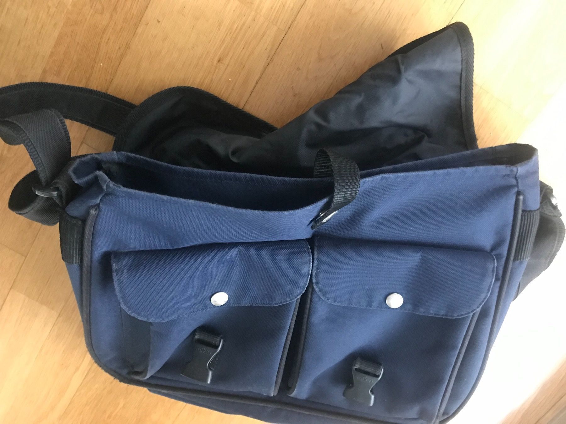 Chiemsee Borse: Chiemsee Tasche/ Schultasche – Usato da Basel venduto da Malian 2