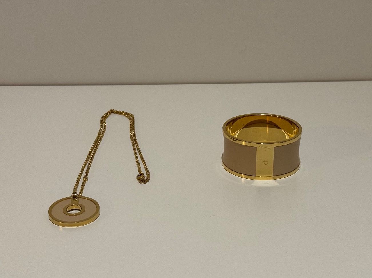 Calvin Klein Ketten: Calvin Klein Halskette und Armband – Gebraucht aus Glattpark von Kleider_shop 1