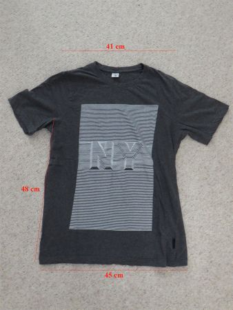 Shirt anthrazit mit stylitischem NY-Logo
