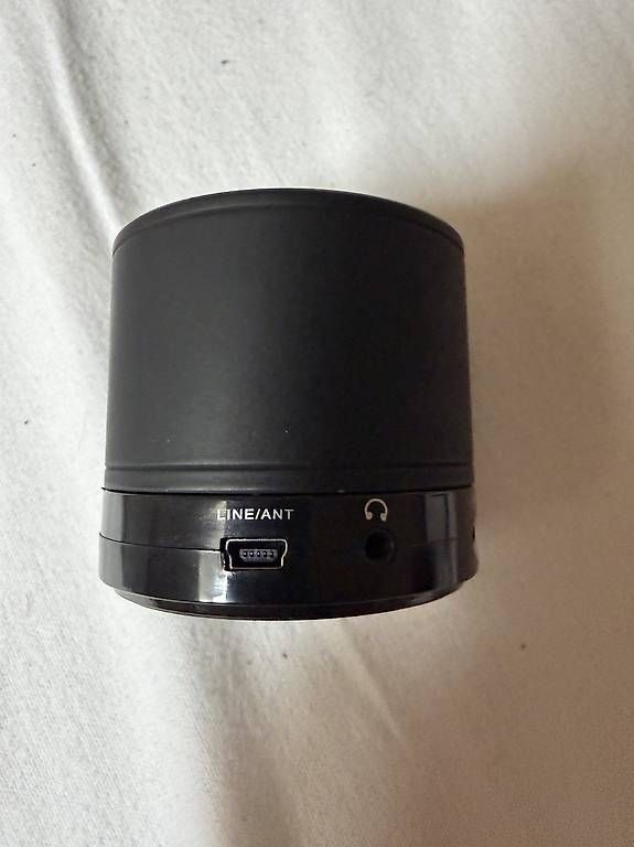 Radios: Mini enceinte Bluetooth avec radio intégrée – Gebraucht aus La Corbaz von Fred666 5