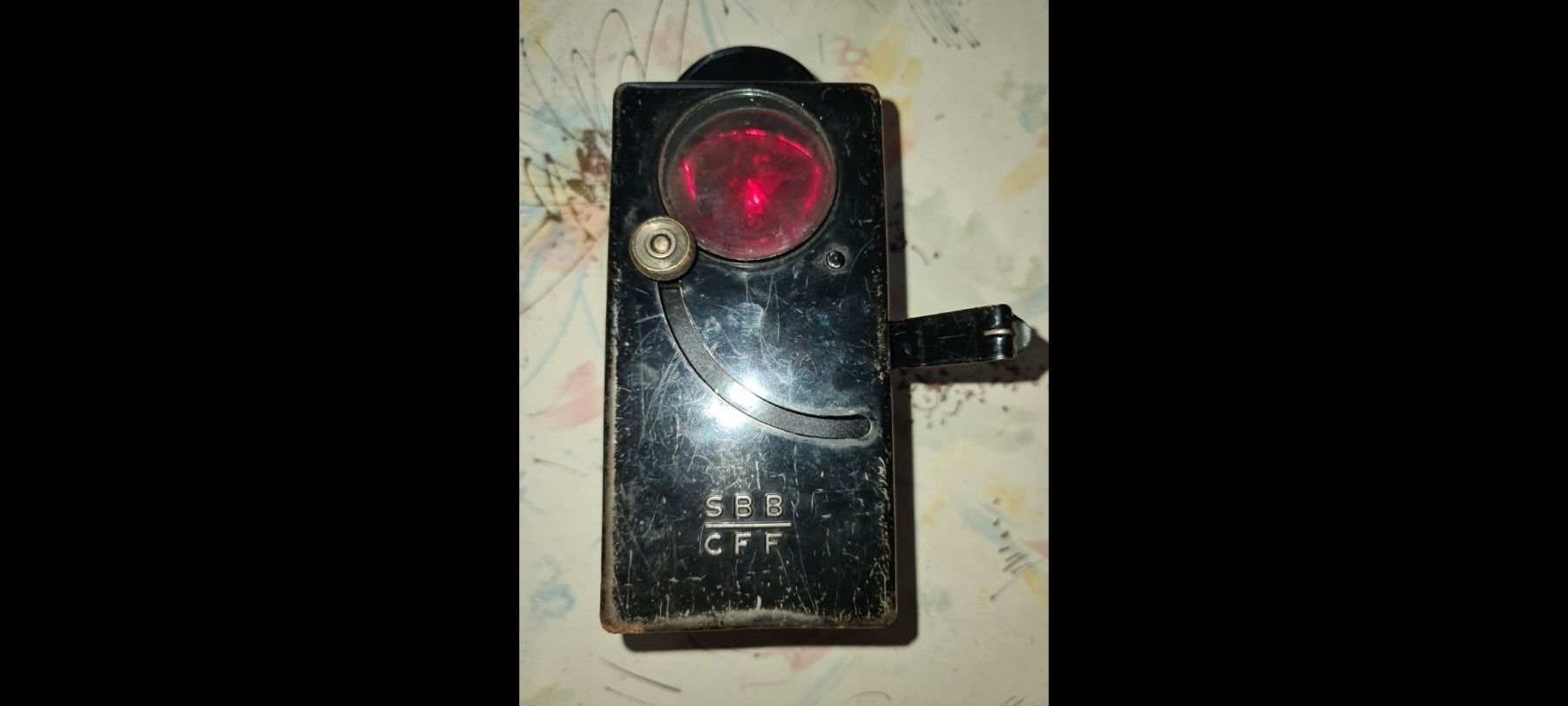 Lampade: Ancienne lampe à main – Usato da Cortaillod venduto da signep 3