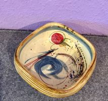 Vide poche décoratif, céramique peinte à la main