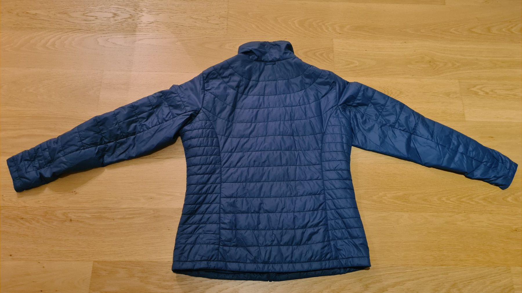 Vaude Giacche: Vaude Outdoor Primaloft Jacke/ dunkelblau Gr. 46 – Usato da Winterthur venduto da stufaphi 2