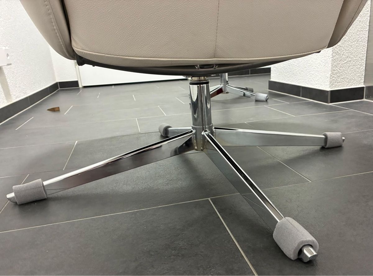 Pfister Sessel: Sessel Lotus, Leder, weiss – Gebraucht aus Münchenbuchsee von jobowa 2