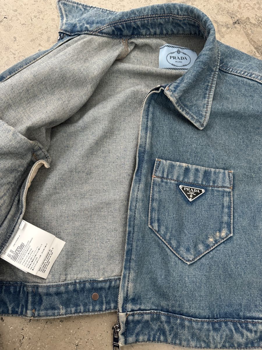 Prada Giacche: Prada Jeansjacke – Usato da Basel venduto da cam_q5wk 1
