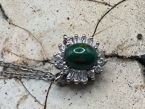 Catenine: Silbercollier mit grossem, schwarzem Opal – Nuovo (secondo la descrizione) da luzern venduto da Alpendorf1 1