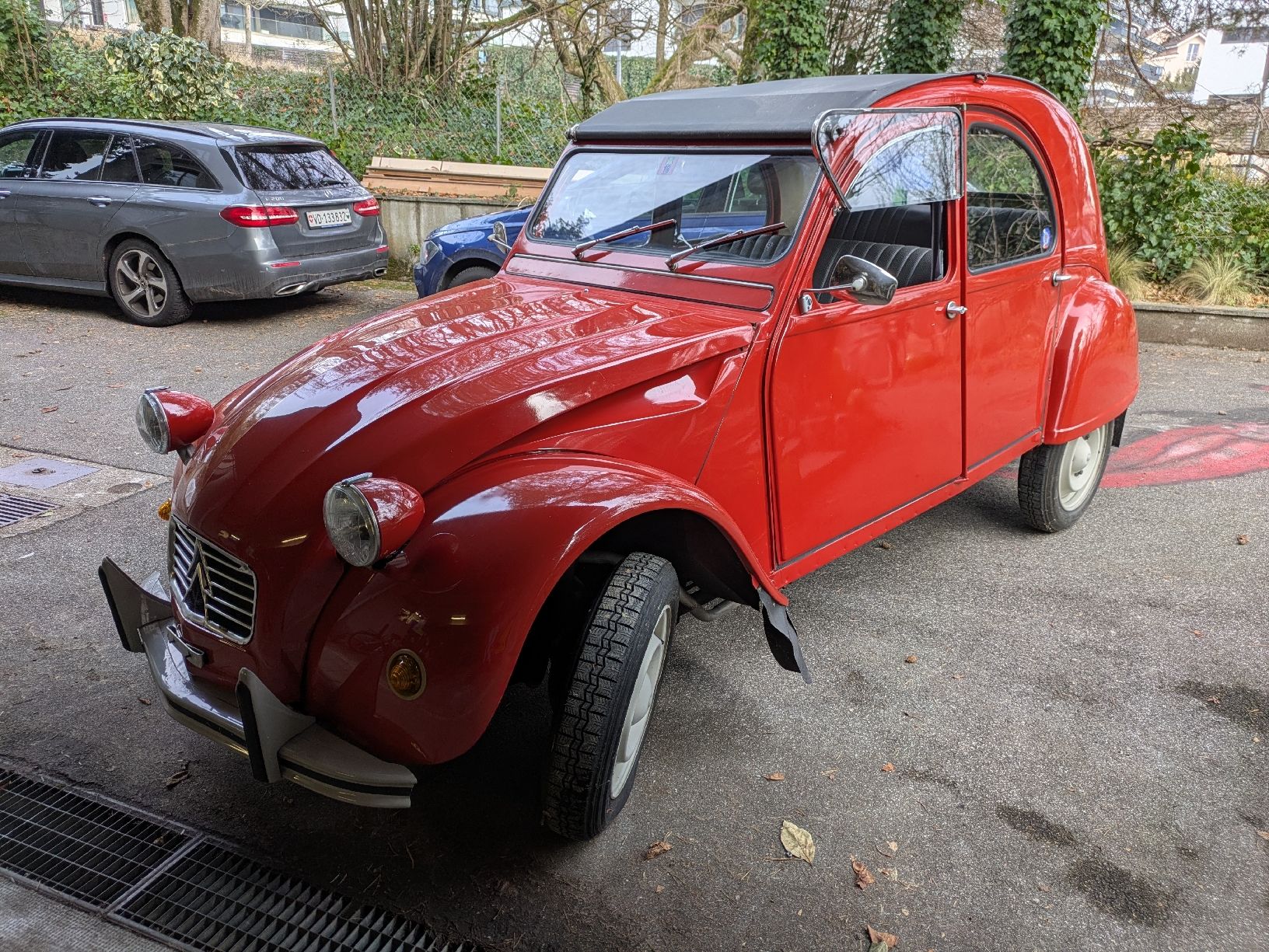 Citroën Automobili: Citroën 2CV – Usato da Pully venduto da FlorWoll 2