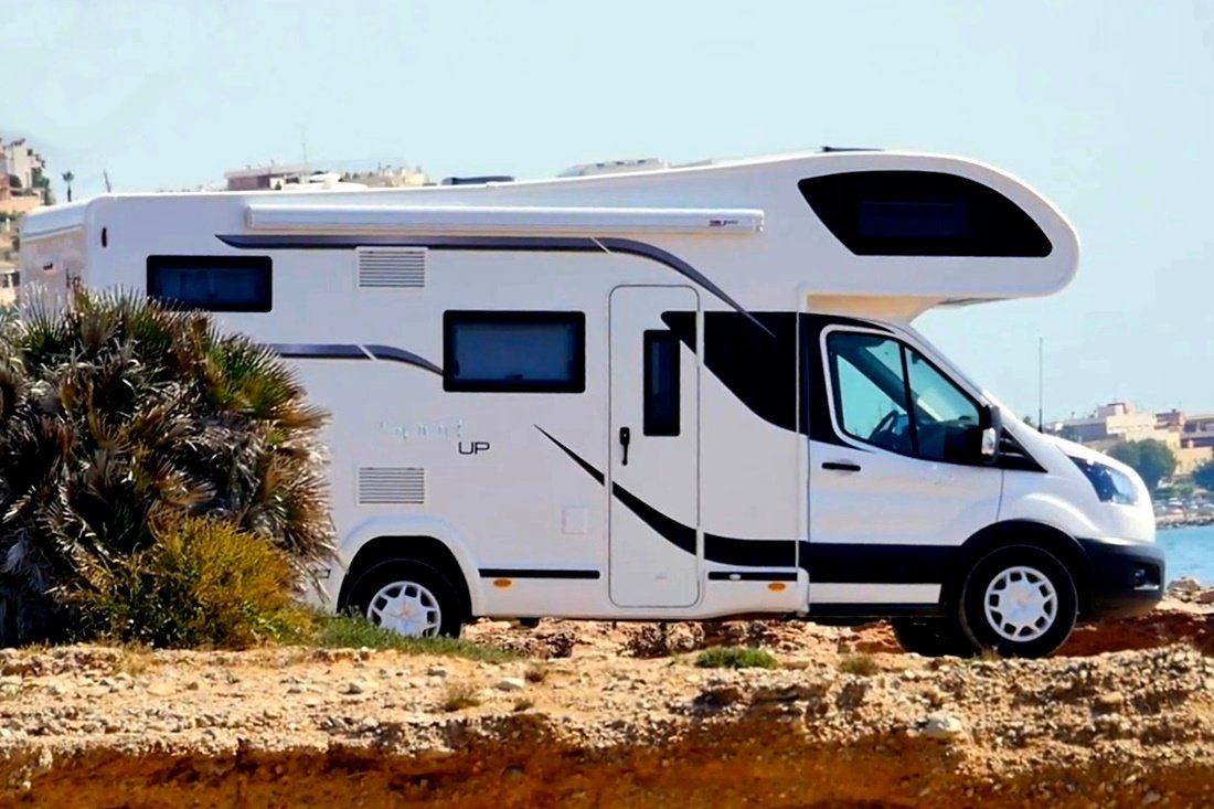 Ford Veicoli da campeggio: Camper mieten - mit Ausrüstung – Nuovo (secondo la descrizione) da Birrwil venduto da Freedomcamper 9