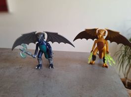 Zwei Playmobil Drachen figure